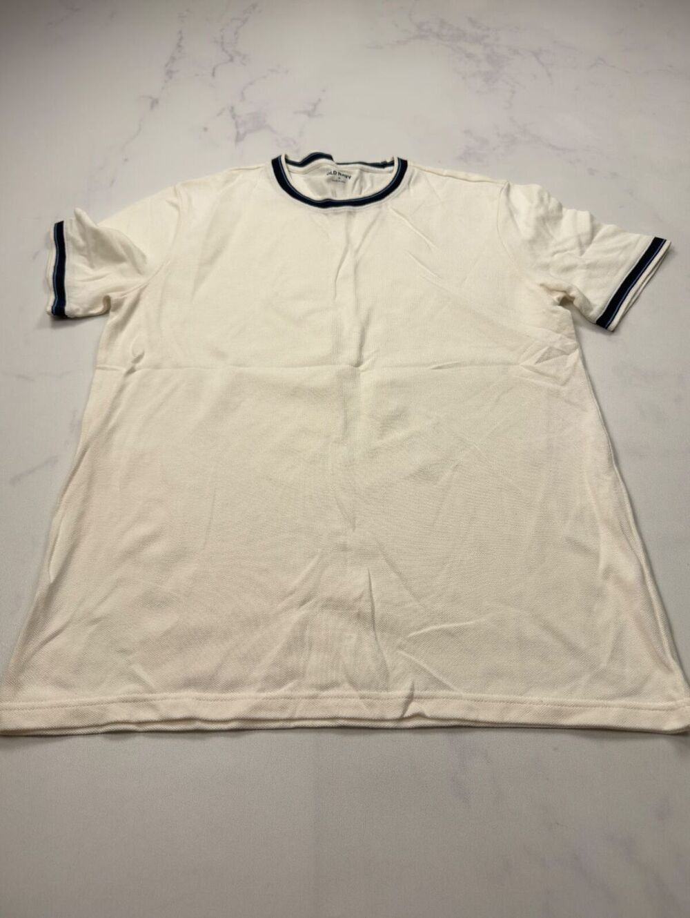 Old Navy Classic Style T Shirt White 2000s Minimalist - Mens M
